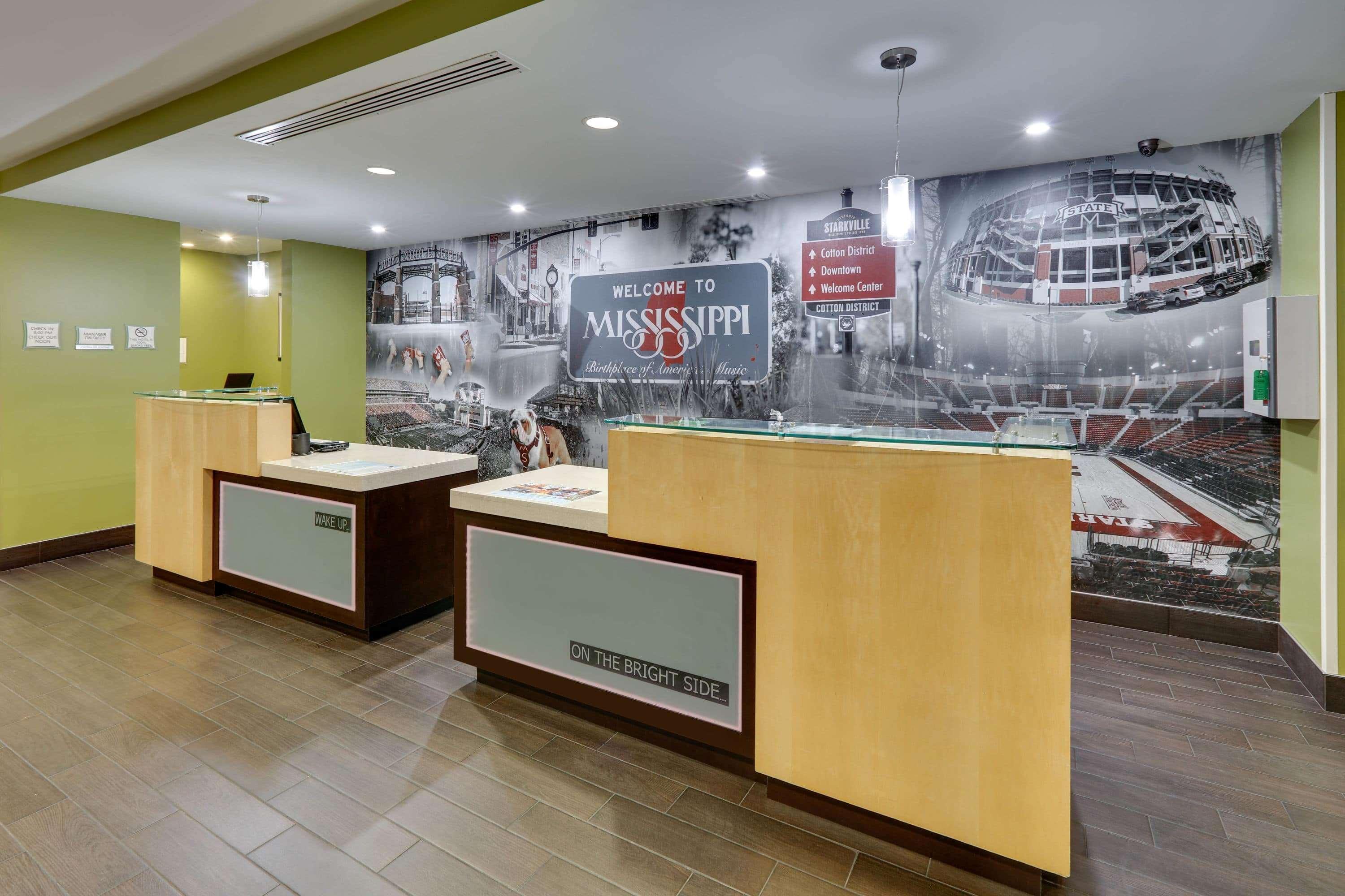 La Quinta By Wyndham Starkville At Msu Exterior photo