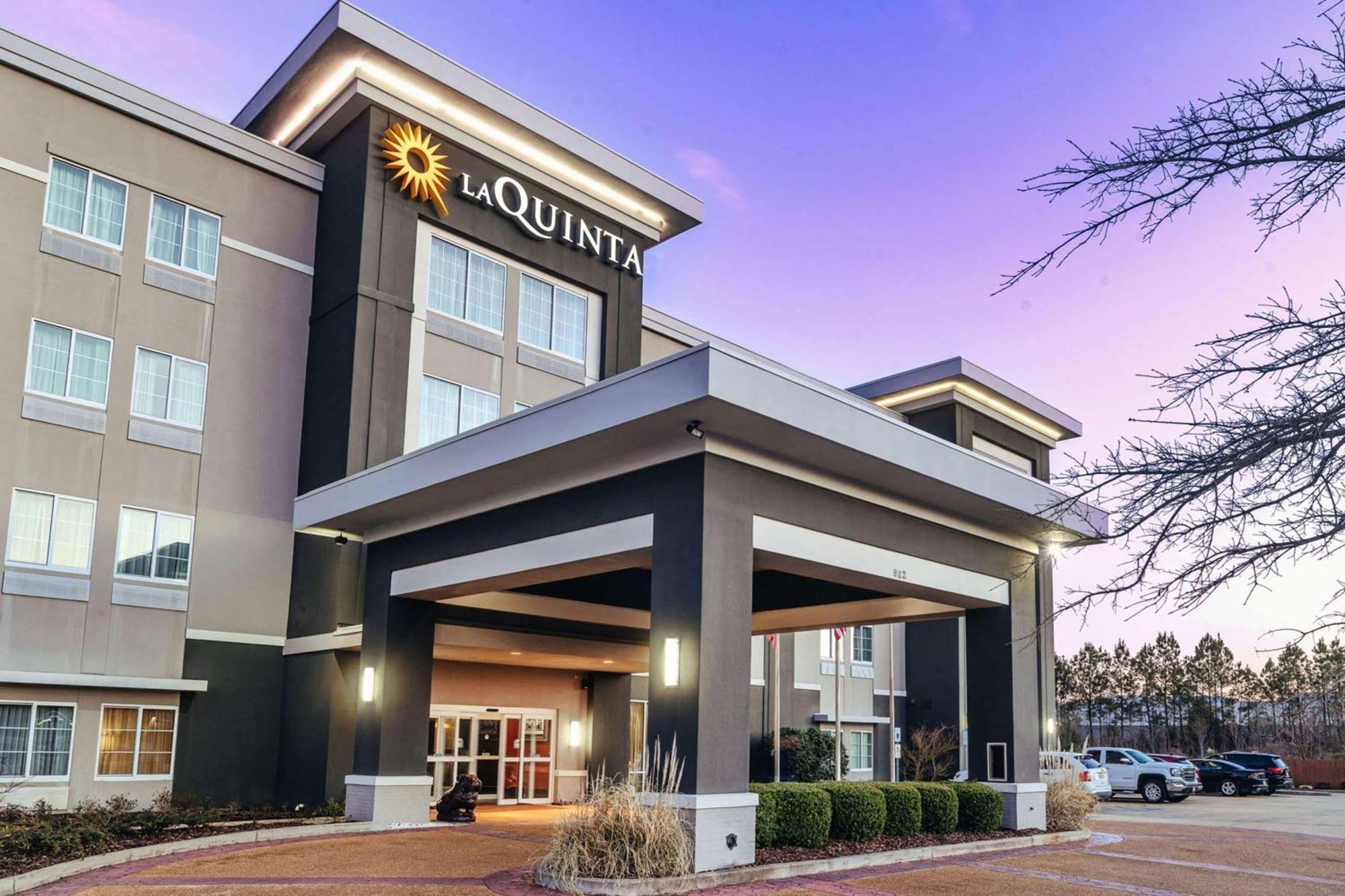 La Quinta By Wyndham Starkville At Msu Exterior photo
