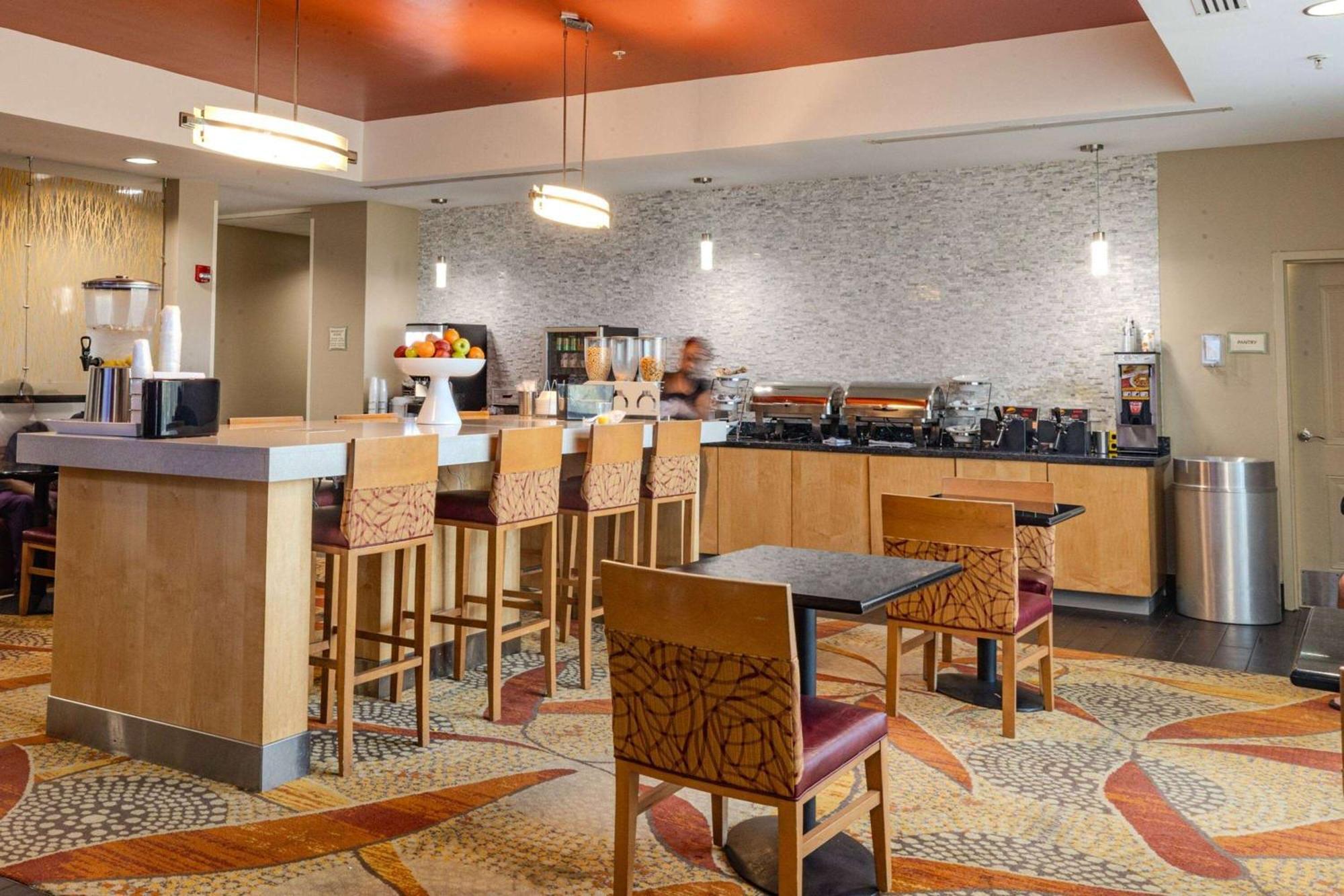 La Quinta By Wyndham Starkville At Msu Exterior photo